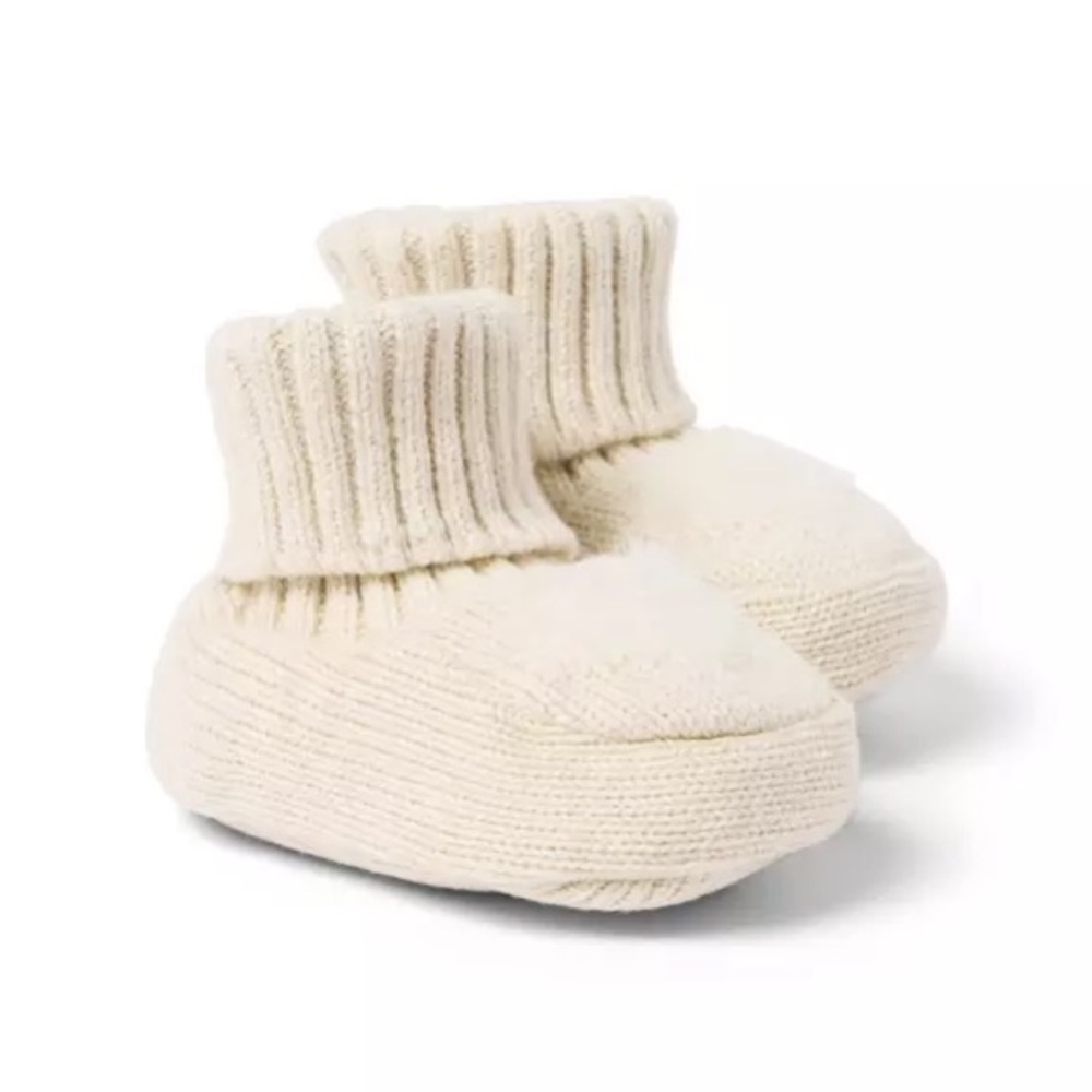 Janie and Jack Cream Baby Heart Knit Booties